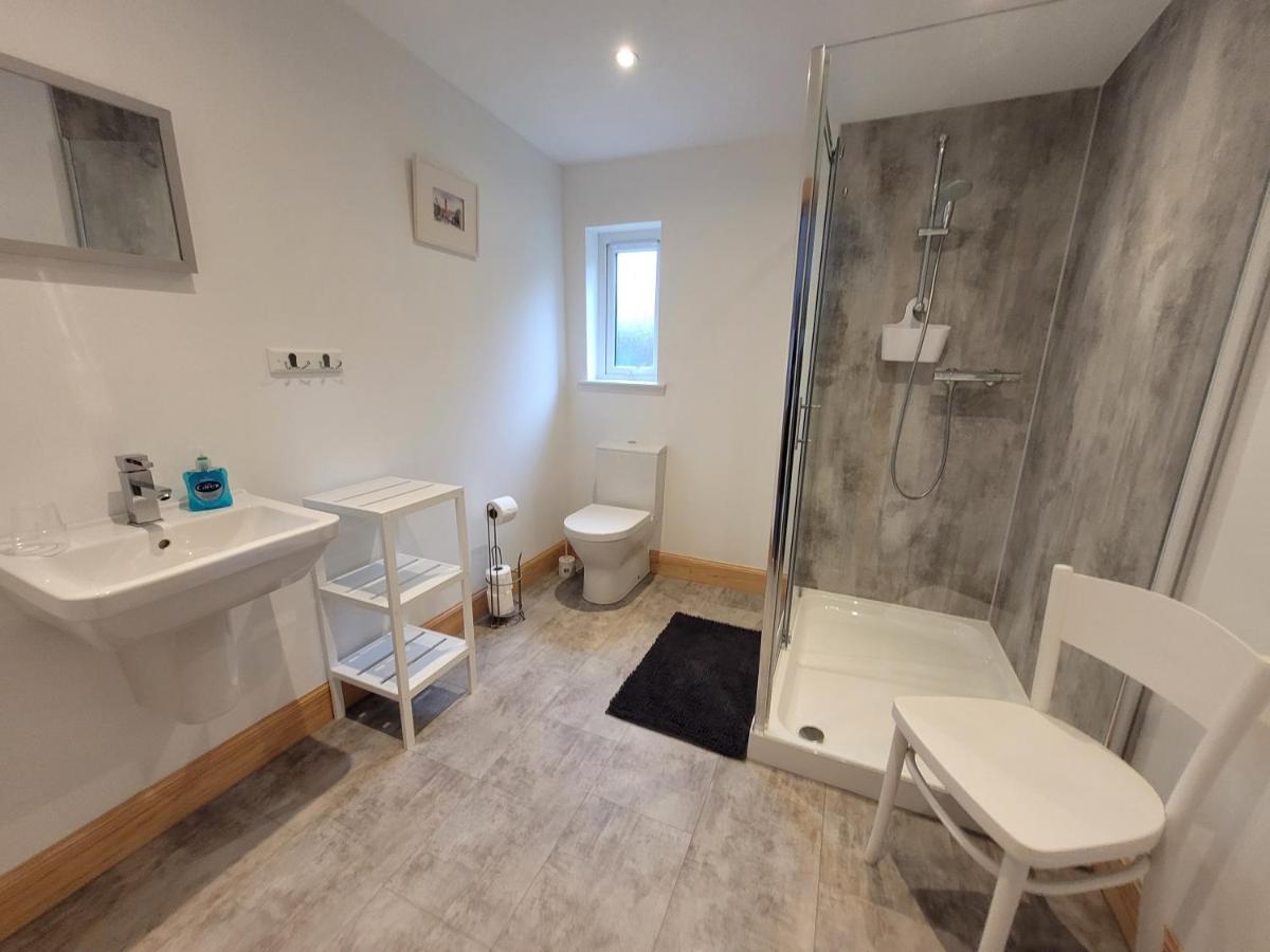 Helmsdale Lodge Hostel - All Rooms En-Suite Luaran gambar